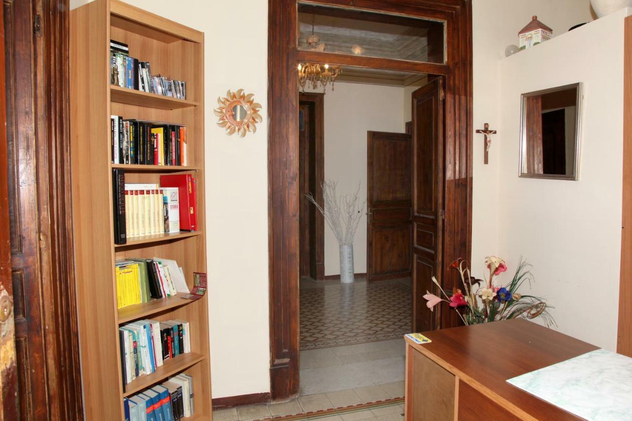 B&B Stazione Centrale Palermo Dış mekan fotoğraf
